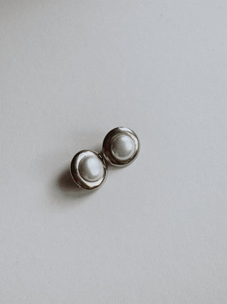 Oversized pearl and brass earrings | Heirloom Accessories