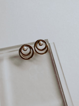 Vintage pearl earrings | Heirloom Accessories