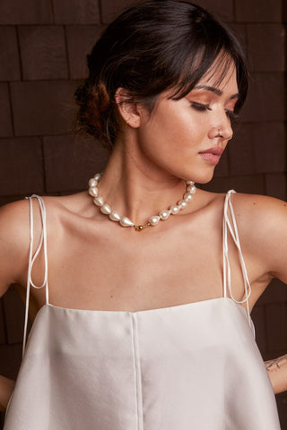 INGRID // Pearl Choker