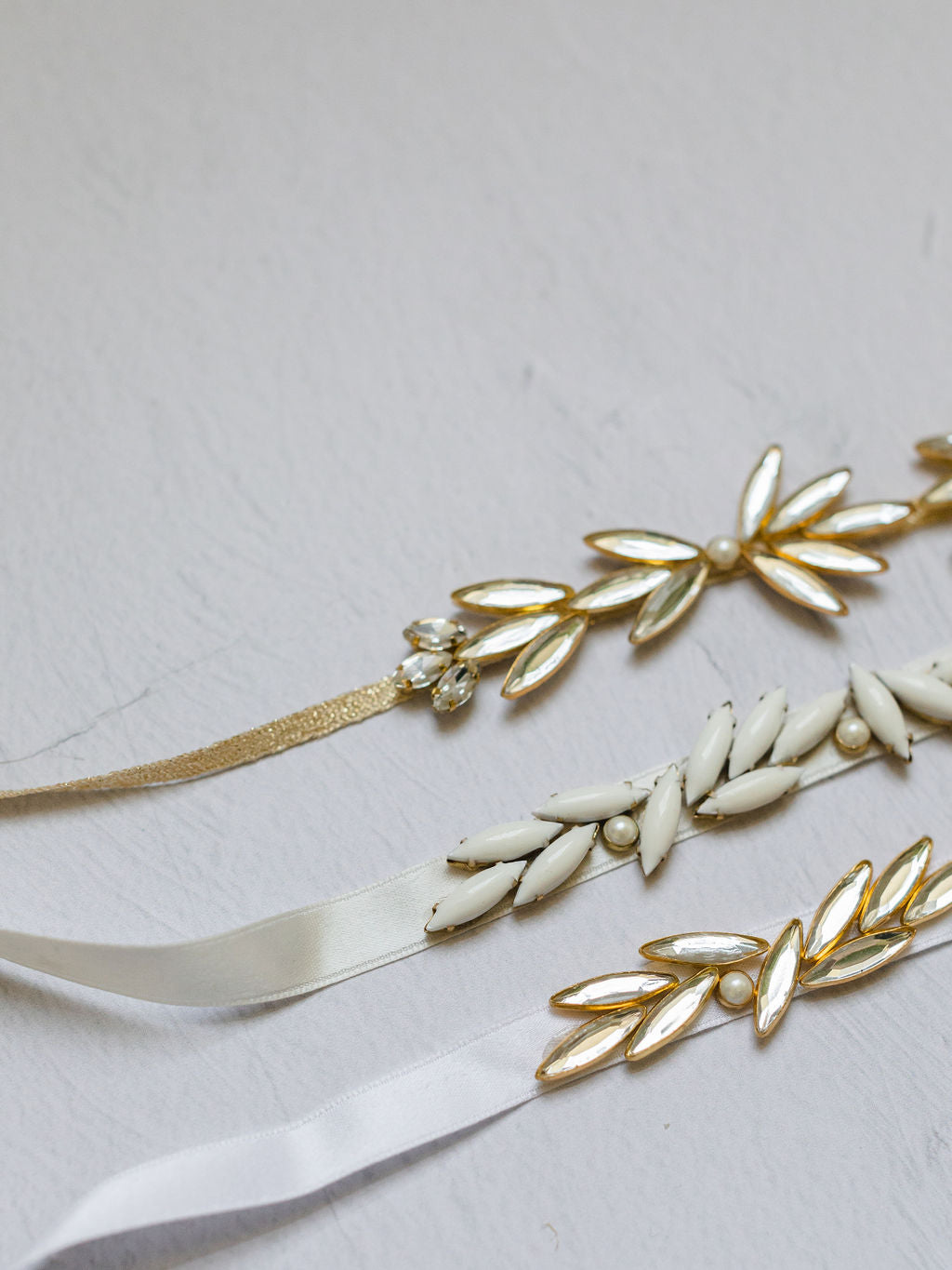 Take Metallic Rose Gold Ribbon Bow Beads  Loose silicone beads – Bella's  Bead Supply