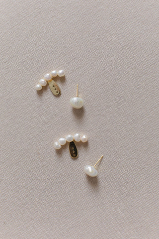 Blanca / / freshwater pearl earring
