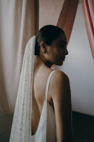 EVANGELINE / Abstract Speckled Veil  [gold or silver] // Elbow to Cathedral Length