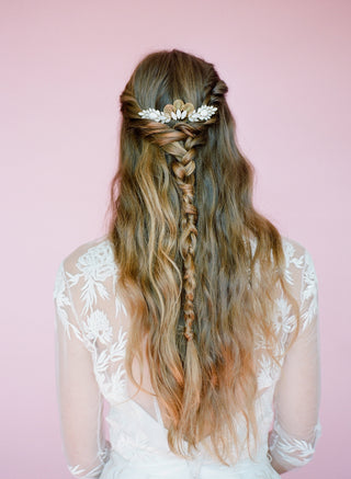 Dawn-Hair Adornments-Hushed Commotion