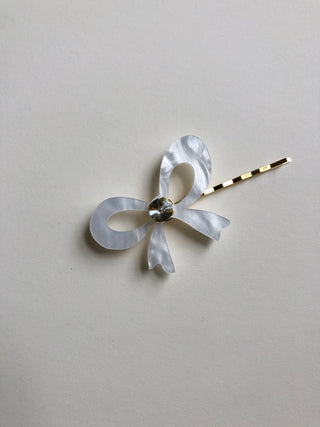SELENA: Mother of Pearl Bow Clip SP2021 [gold or silver]