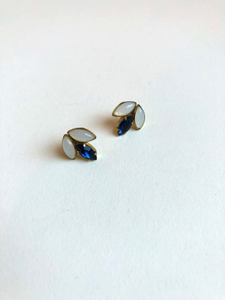 Erin earrings in NAVY color // NEARLY NEW