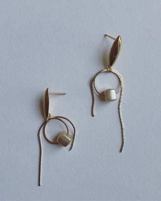 Pearl and chain loop earrings #HC33